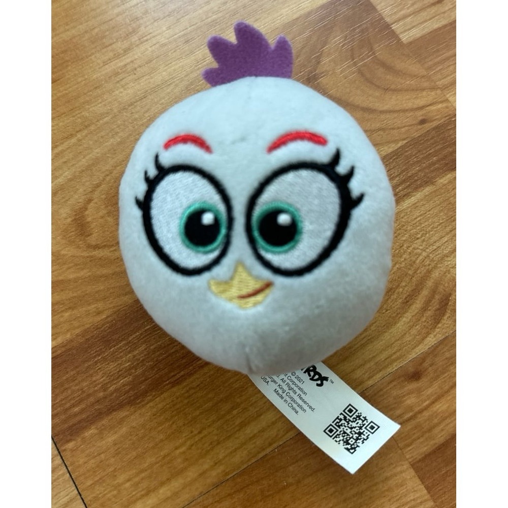 2021 Burger King Kids Meal Angry Birds Matilda plush toy.